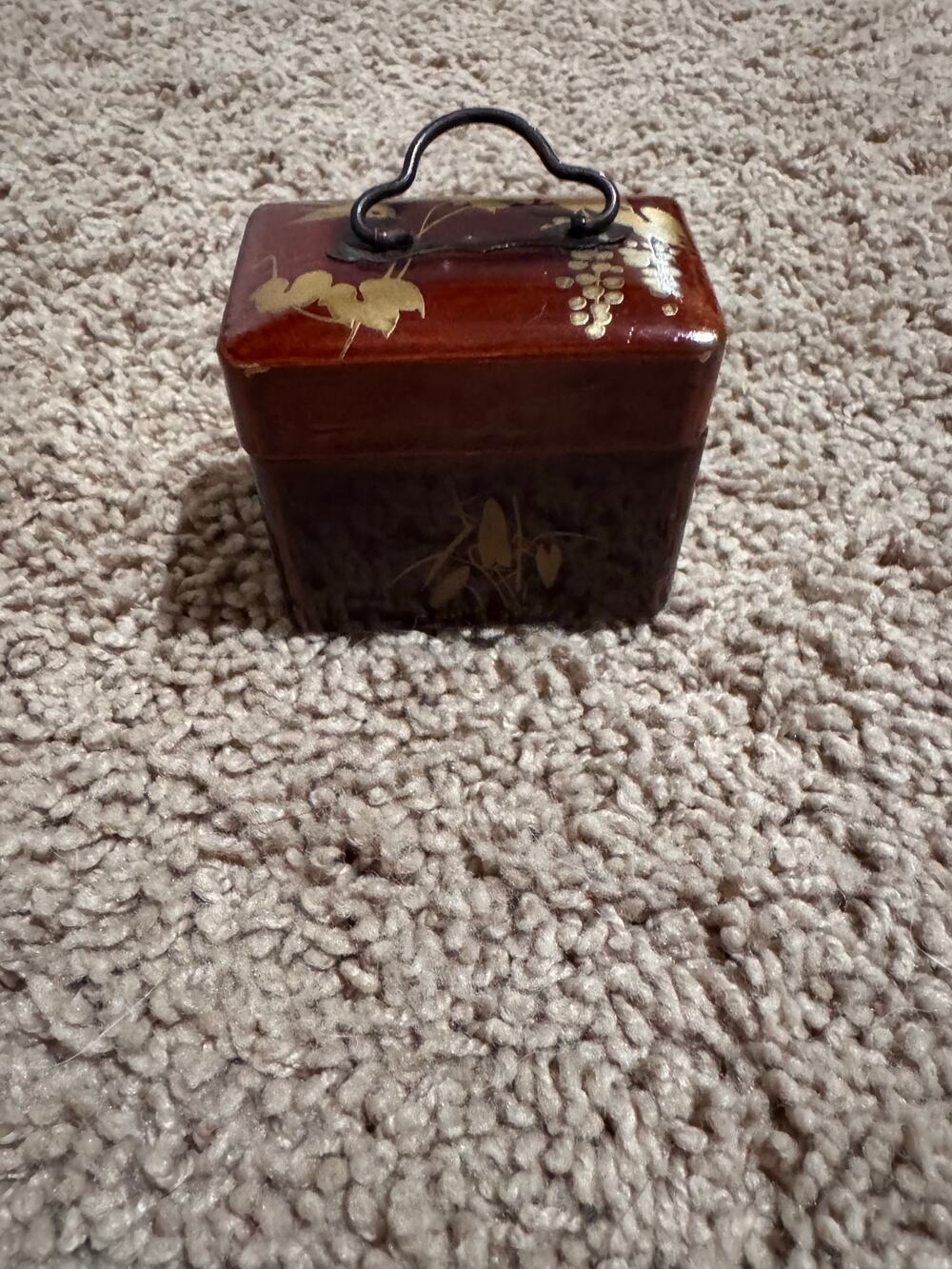 Vintage Vanlines Made in Japan Small Trinket Box Lacquered Hand Painted Wood 3"